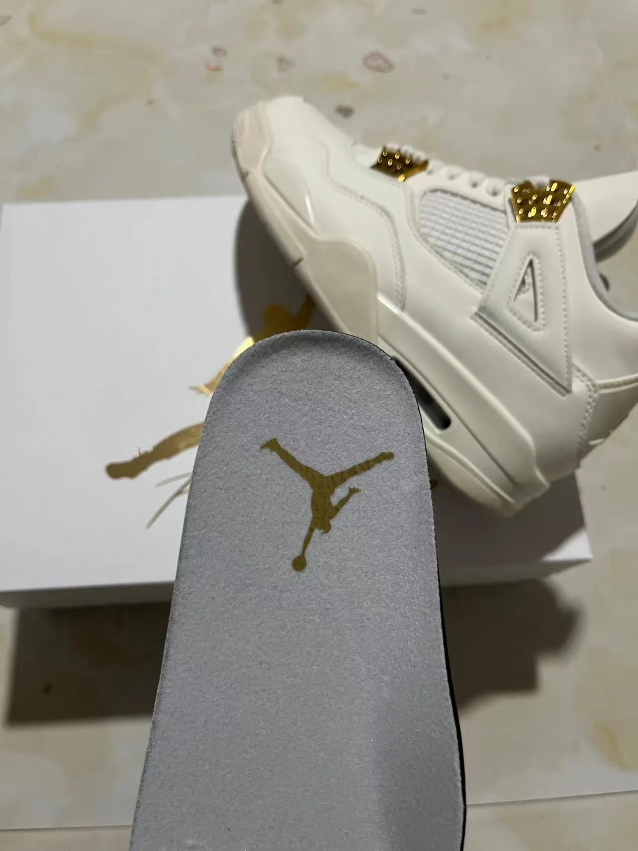 Air Jordan 4 White Gold Basketball Shoes 9