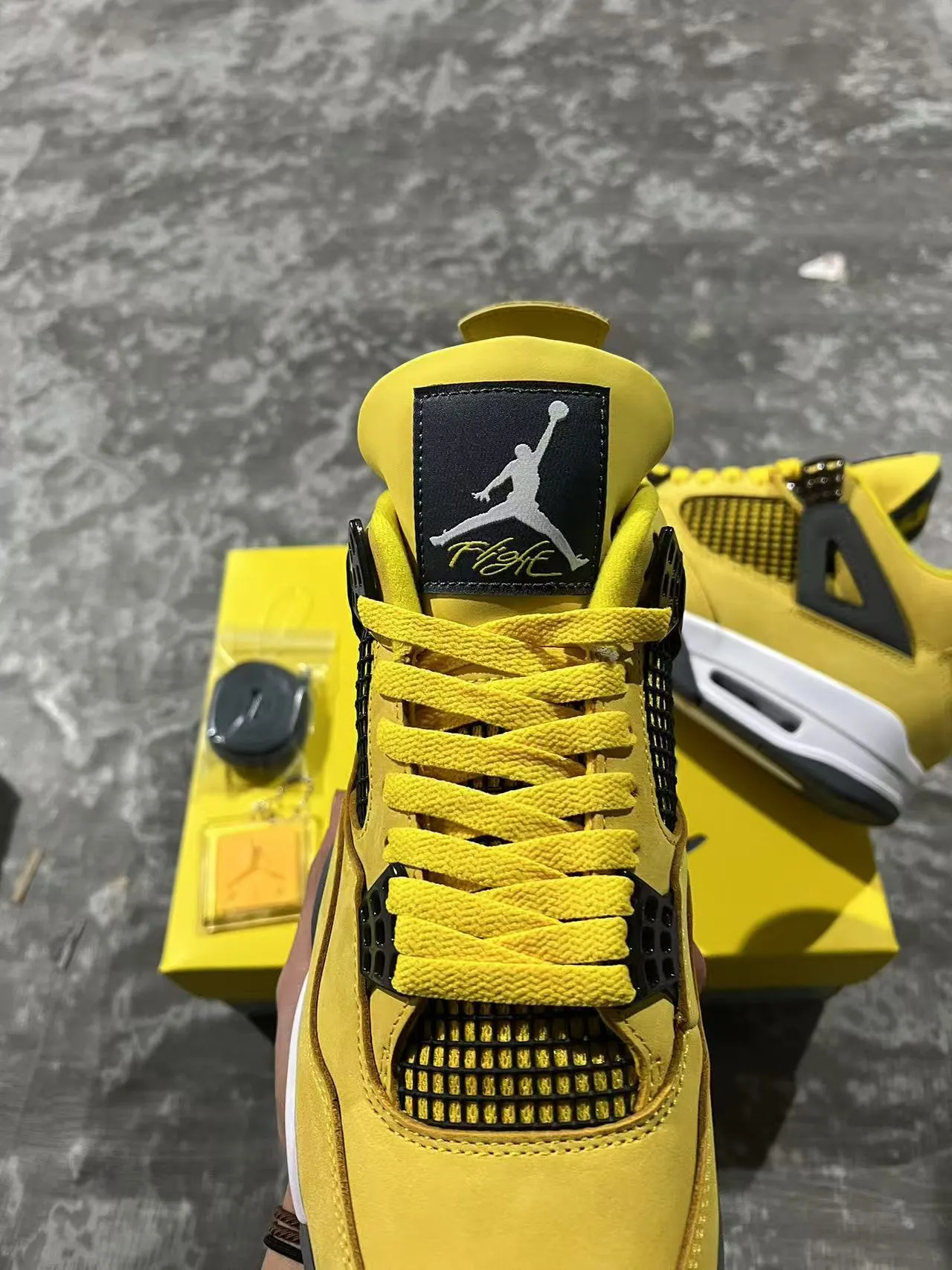 Air Jordan 4 Yellow Black White Basketball Shoes 4