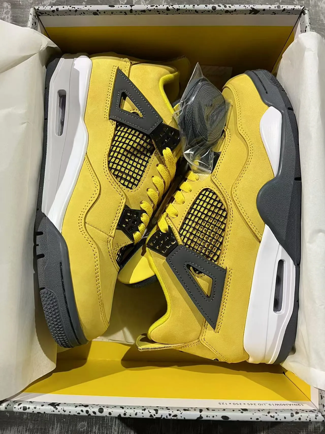 Air Jordan 4 Yellow Black White Basketball Shoes 9