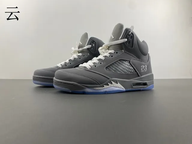 Air Jordan 5 Cinza e Azul Claro Tênis de Basquete 6