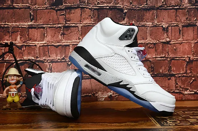 Air Jordan 5 Chaussures de Basketball Blanc Noir Bleu 4