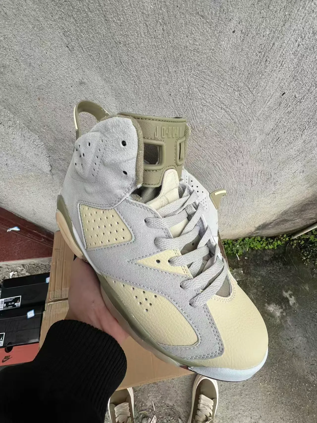 Air Jordan Beige Army Green High-Top Suede And Leather Panelled Basketball Shoes 2