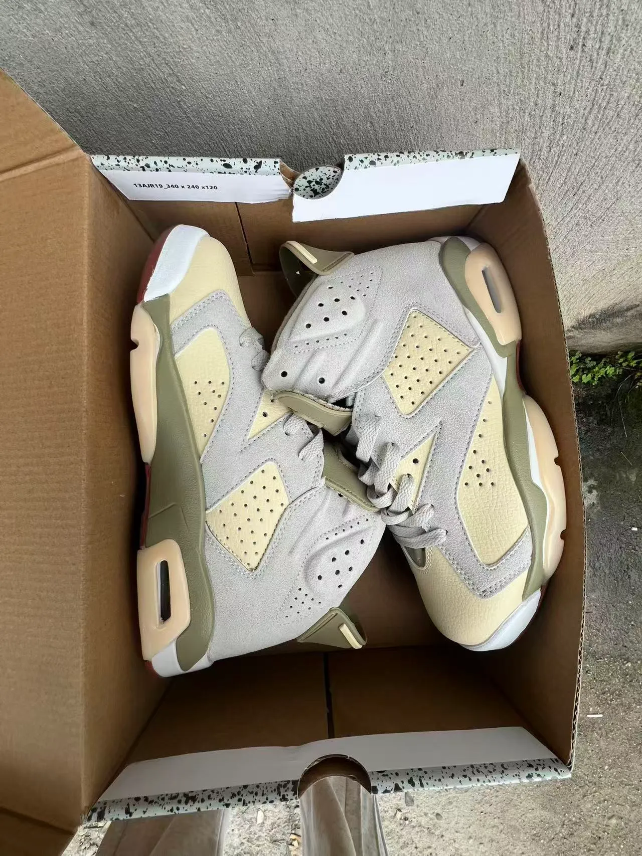 Air Jordan Beige Army Green High-Top Suede And Leather Panelled Basketball Shoes 9