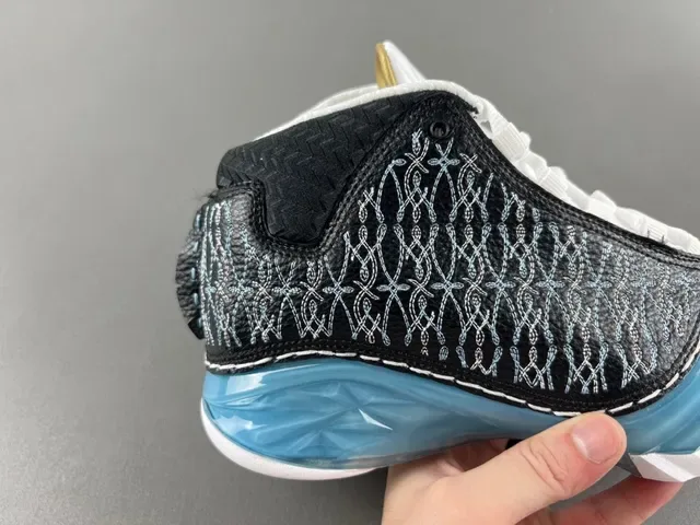 Air Jordan أسود أزرق عالي الترقوة مع وسطة شفافة حذاء كرة السلة 3