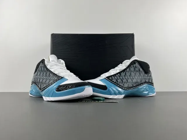 Air Jordan أسود أزرق عالي الترقوة مع وسطة شفافة حذاء كرة السلة 13