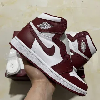 Air Jordan Burgundy White High-Top Leather Upper Basketball Shoes
