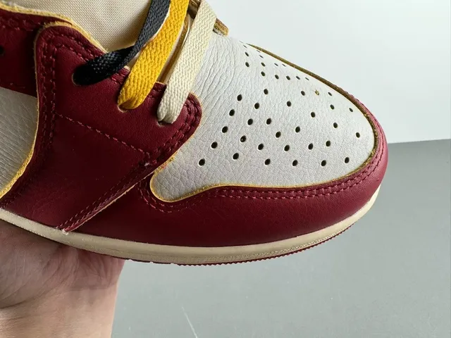 Air Jordan Red White High-Top Leather-Paneled Basketball Shoes 2