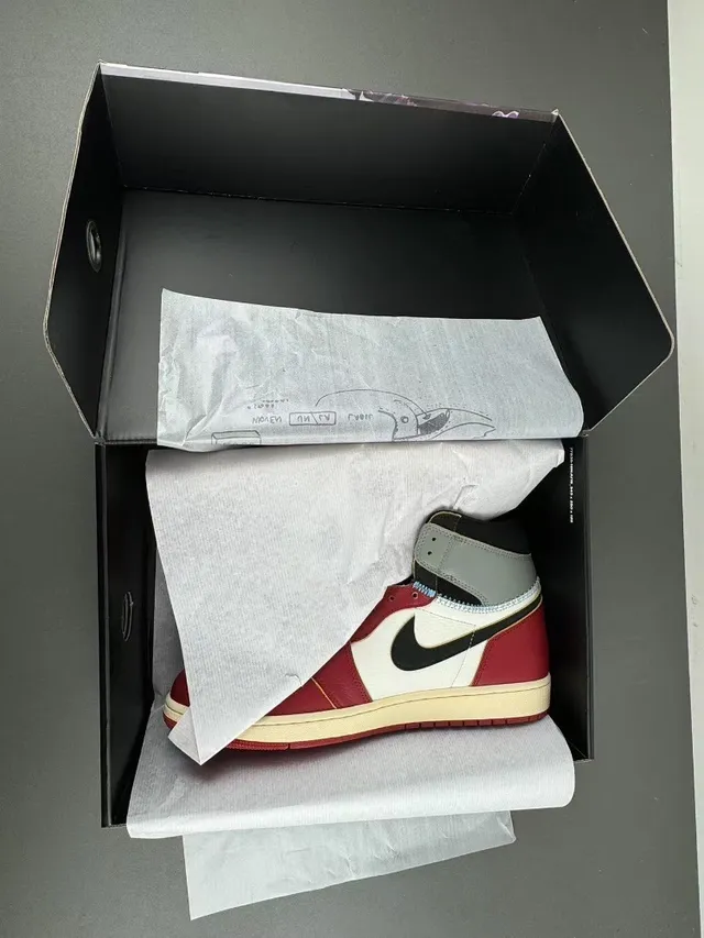 Air Jordan Red White High-Top Leather-Paneled Basketball Shoes 12