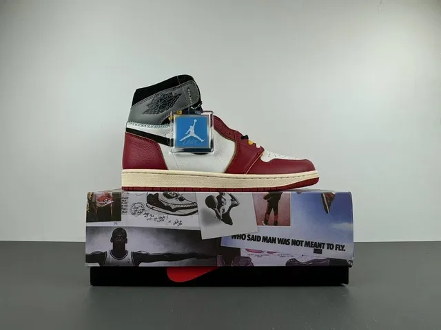 Air Jordan Red White High-Top Leather-Paneled Basketball Shoes 15