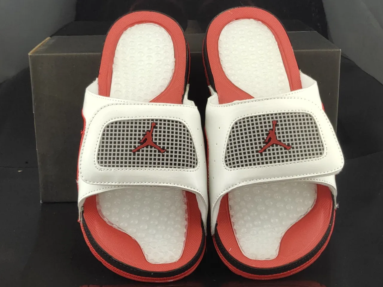 شبشب Air Jordan Slide أبيض أسود أحمر 5