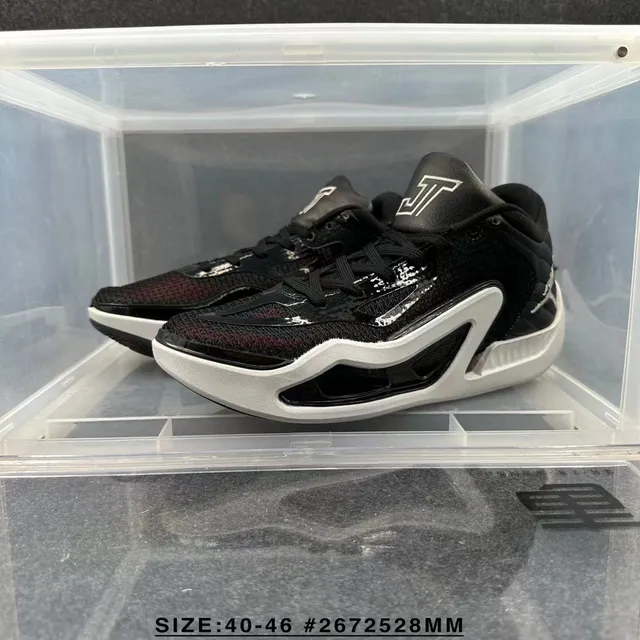Tênis de basquete Air Jordan Trae Young 1 Preto e Vermelho 2