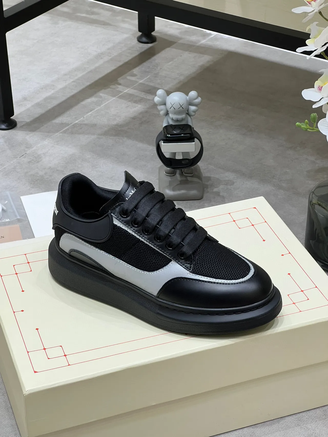 Alexander McQueen Oversized Sneaker Black and Silver Lifestyle Sneakers 3
