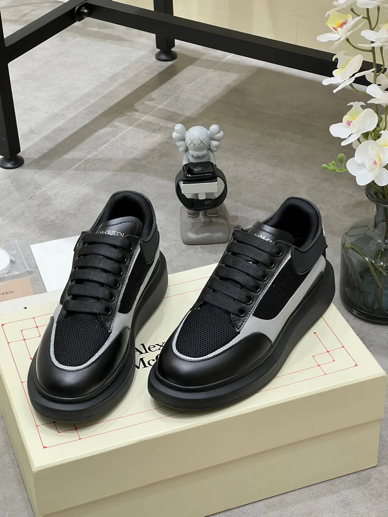 Alexander McQueen Oversized Sneaker Black and Silver Lifestyle Sneakers 5