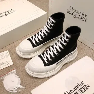 Alexander McQueen Oversized Sneaker Black and White Lifestyle Sneakers