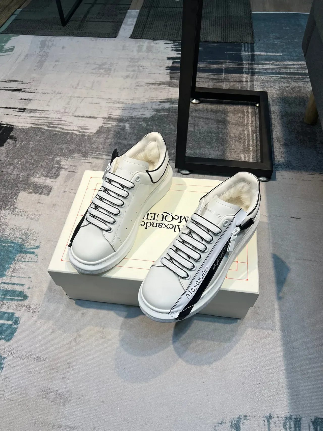 Alexander McQueen Oversized Sneaker White Black Platform Sole Leather Upper Lifestyle Sneakers 5