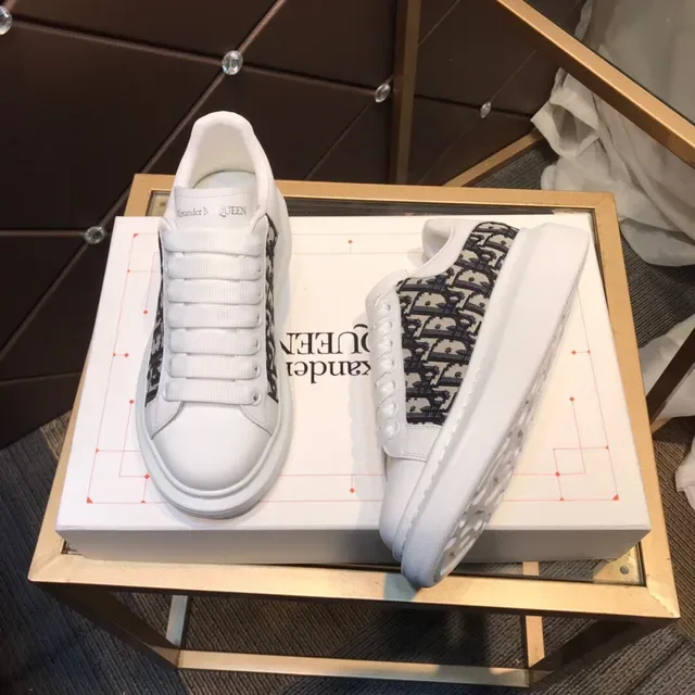 Alexander McQueen Oversized Sneaker White Black Platform Sole Monogrammed Textile Side Panel Lifestyle Sneakers 6