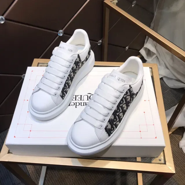 Alexander McQueen Oversized Sneaker White Black Platform Sole Monogrammed Textile Side Panel Lifestyle Sneakers 8