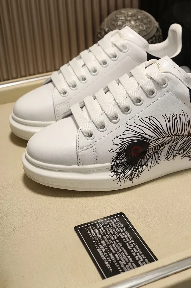 Alexander McQueen Oversized Sneaker White Black Silhouette Peacock Feather Graphic Lifestyle Sneakers 5