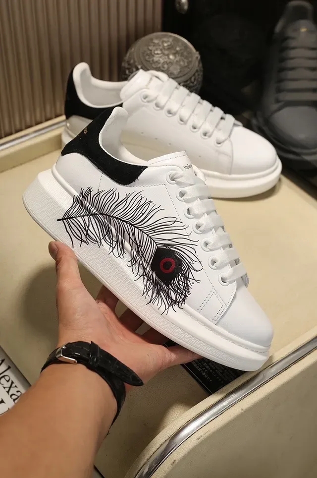 Alexander McQueen Oversized Sneaker White Black Silhouette Peacock Feather Graphic Lifestyle Sneakers 7