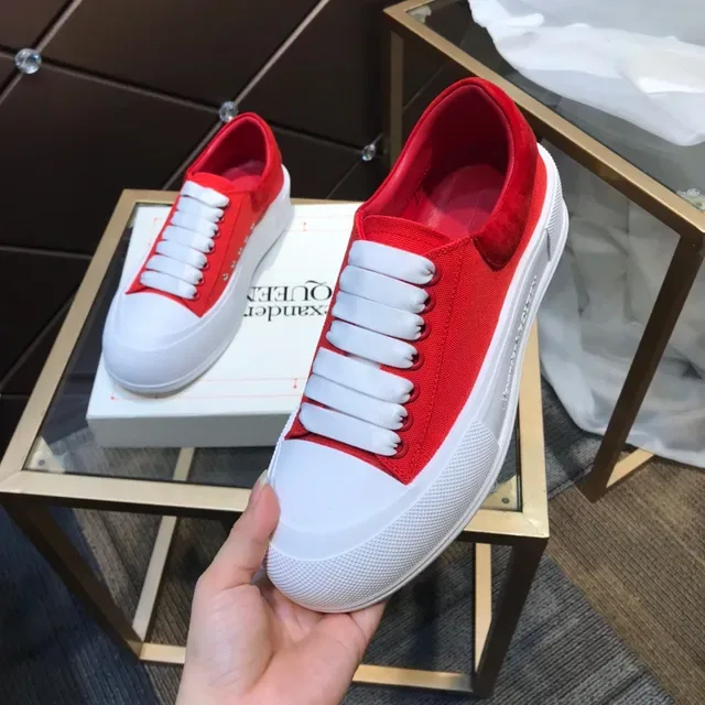 Alexander McQueen Sneakers Lifestyle Slip-On Canvas Rouge Blanc 2