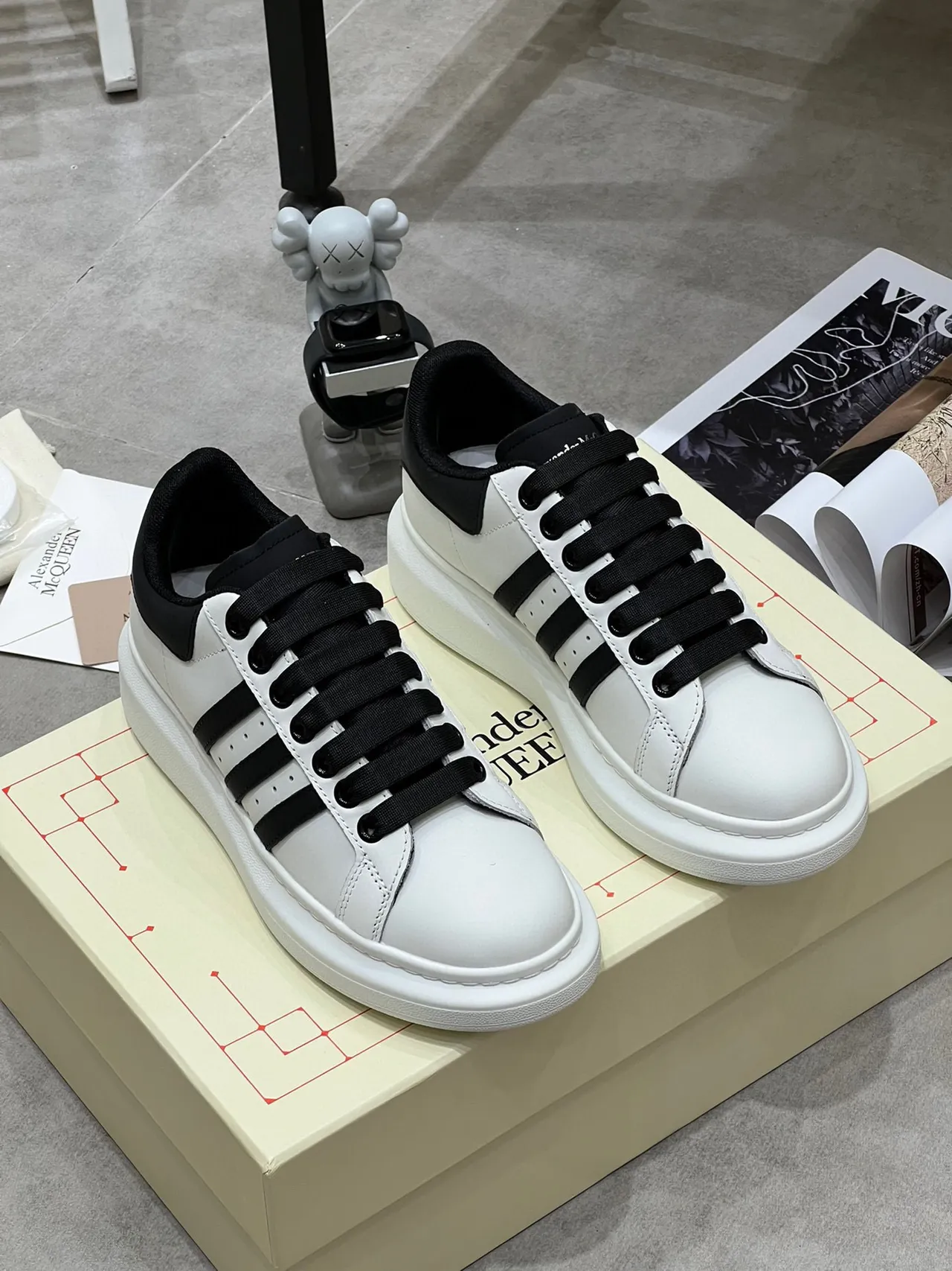 Alexander McQueen White Black Oversized Silhouette Thick Platform Sole Lifestyle Sneakers 2