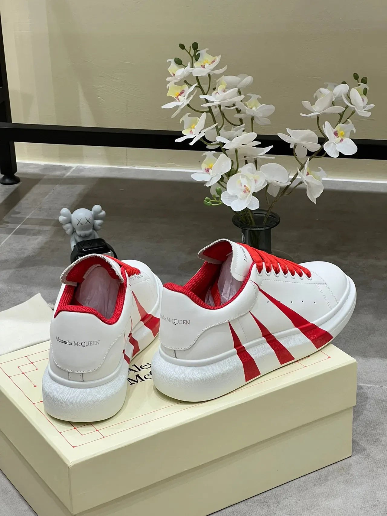 Alexander McQueen White Red Platform Sole Diagonal Stripes Lifestyle Sneakers 4