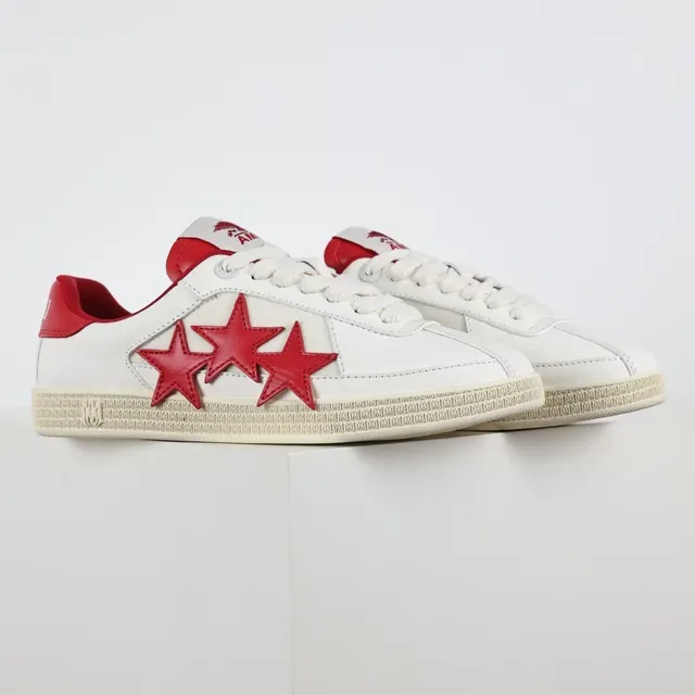 Amiri MA Court sneakers lifestyle blanc et rouge étoile 3