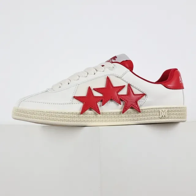 Amiri MA Court sneakers lifestyle blanc et rouge étoile 9