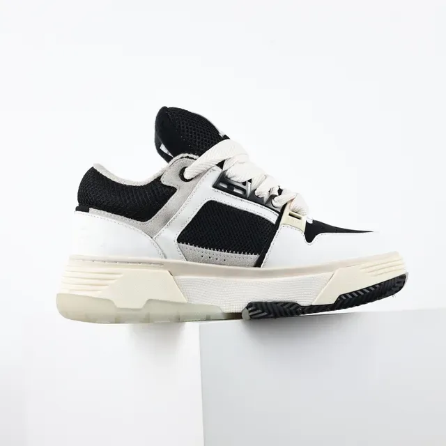 Amiri Skel Top Low branco e preto tênis lifestyle 7