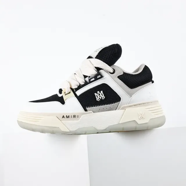 Amiri Skel Top Low branco e preto tênis lifestyle 9