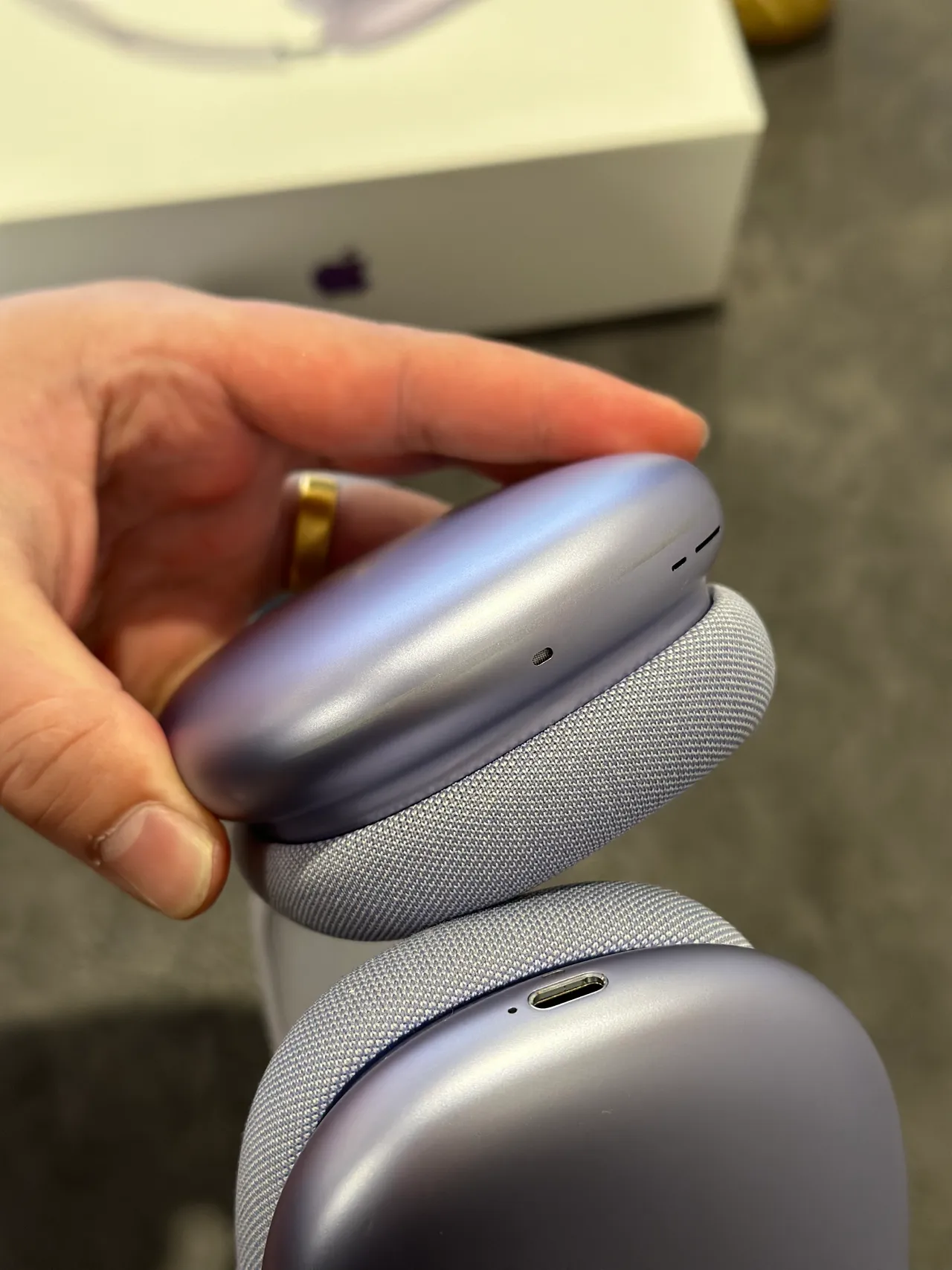 Apple AirPods Max Lavender Over-ear Headphones 13