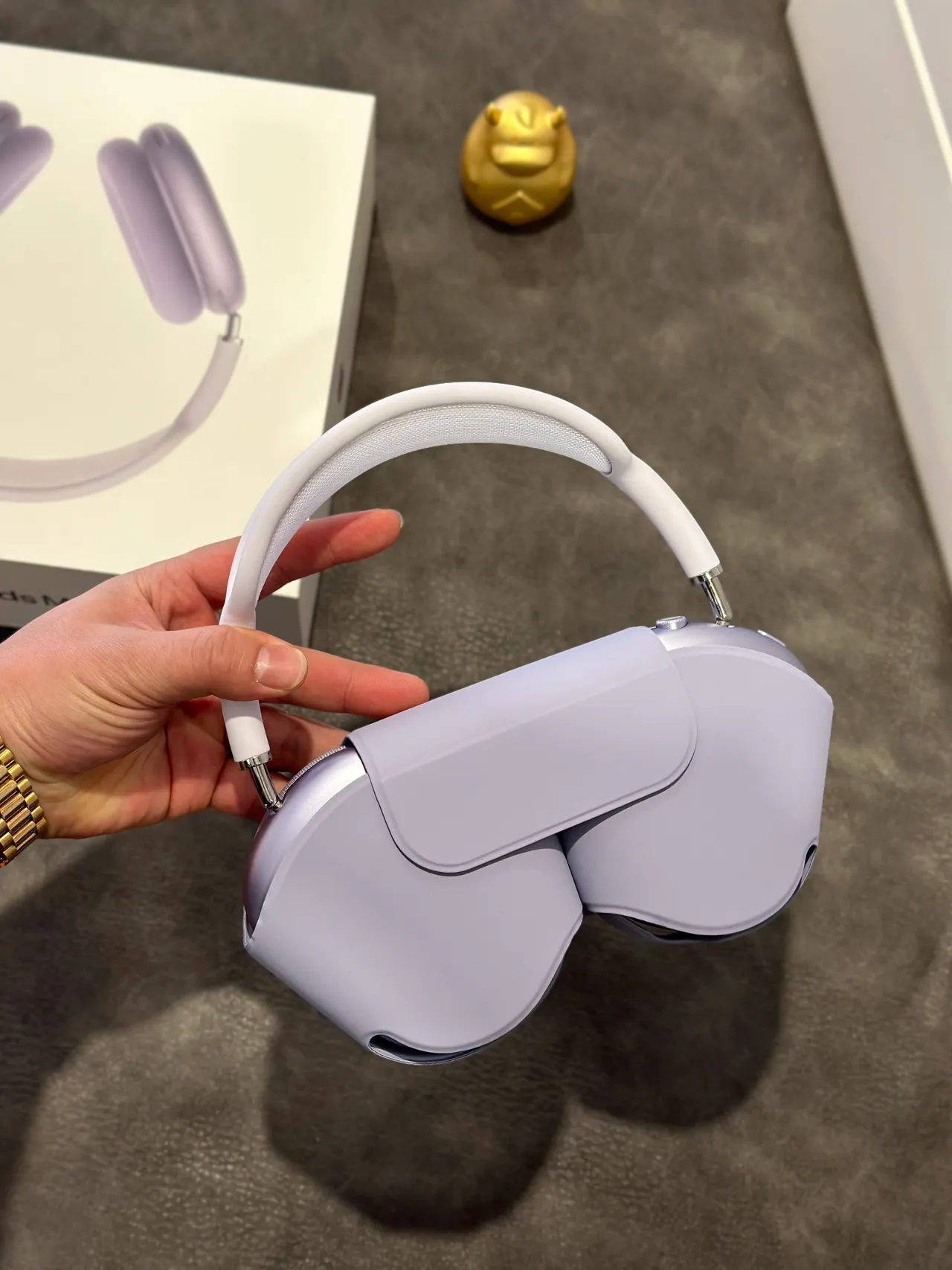 Apple AirPods Max Lavender Over-ear Headphones 16