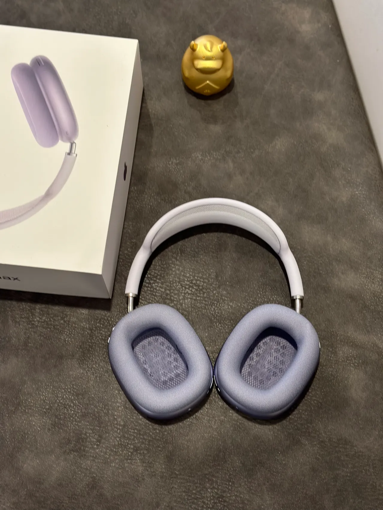 Apple AirPods Max Lavender Over-ear Headphones 17