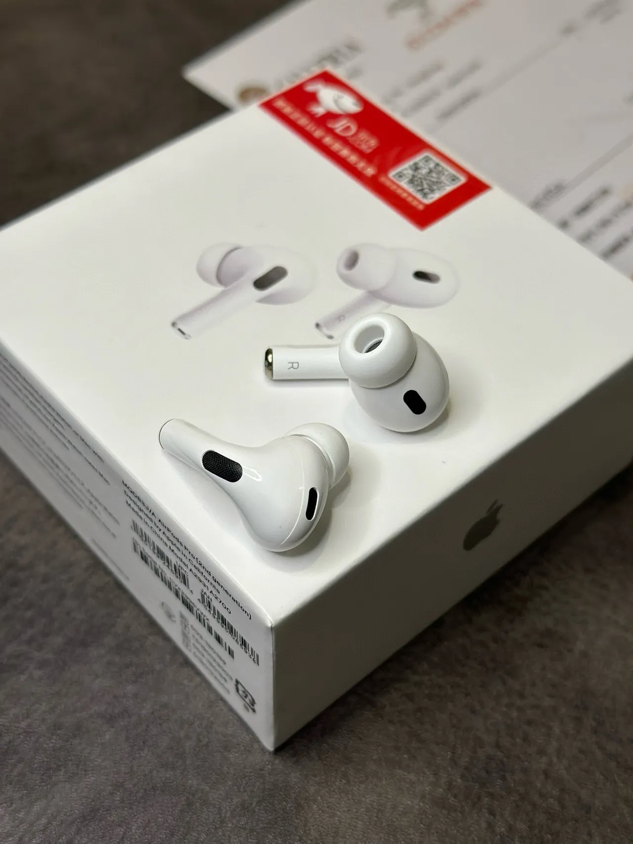 Apple AirPods Pro White Compact Stem Design Silicone Ear Tips TWS Earbuds 7