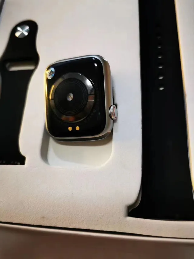 Apple Watch Gray Black Rectangular Display Digital Crown Control Sports Watch 20