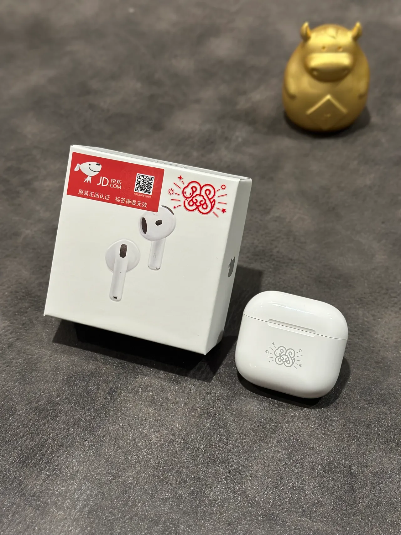 Apple White Black Stem-Style Open-Fit TWS Earbuds 2