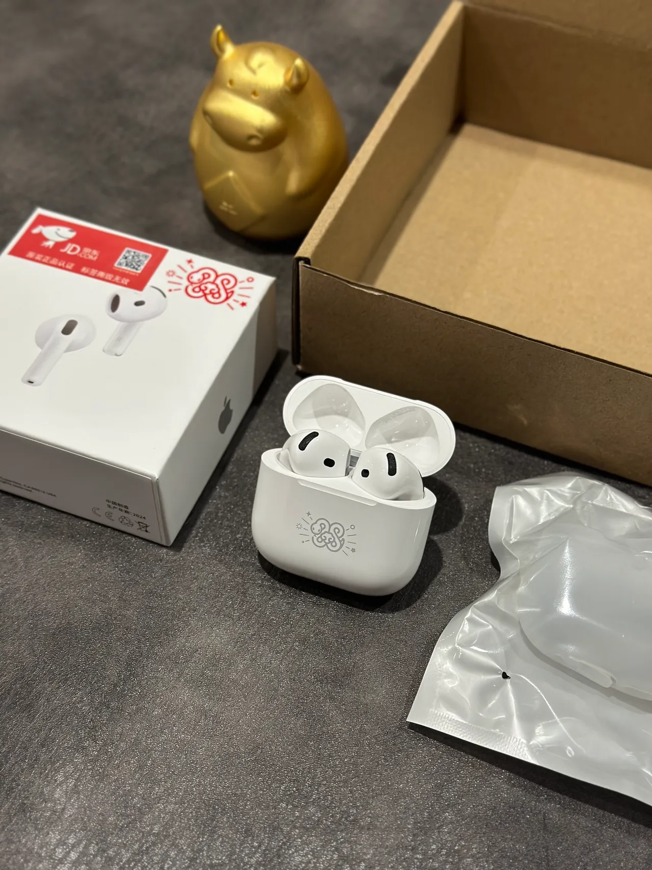 Apple White Black Stem-Style Open-Fit TWS Earbuds 7
