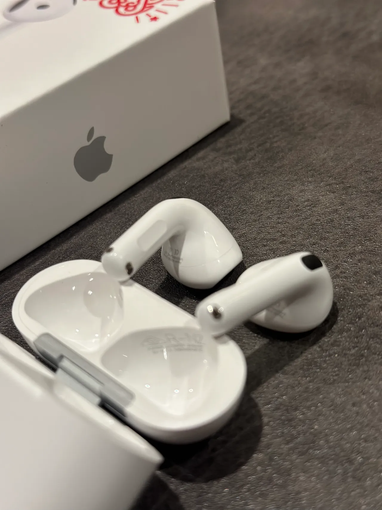Apple White Black Stem-Style Open-Fit TWS Earbuds 8
