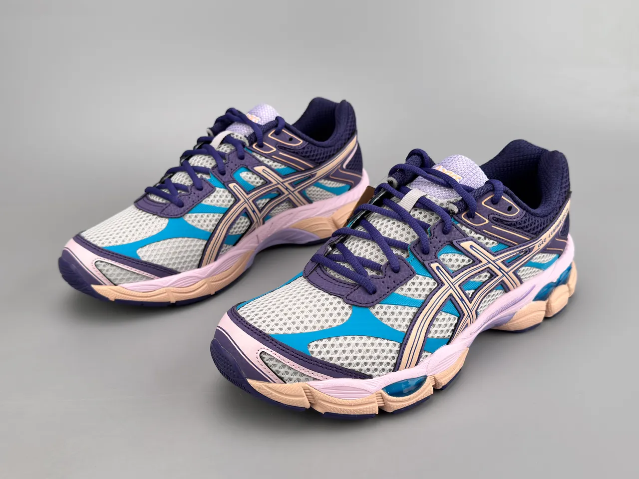 ASICS Gel-Cumulus 16 violet turquoise rose chaussures de course 4