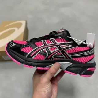 ASICS Gel-Kayano Black Pink Mesh Upper Structured Synthetic Overlays Running Shoes