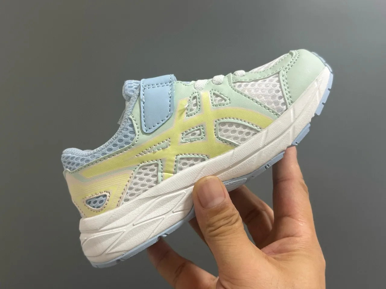 ASICS Gel-Kayano Junior Tênis de corrida Azul Branco Low-Top Fechamento de alça Velcro 13