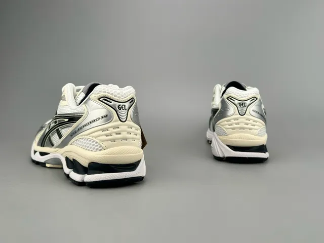 ASICS Gel-Kayano Off-White Silver Black Running Shoes 7