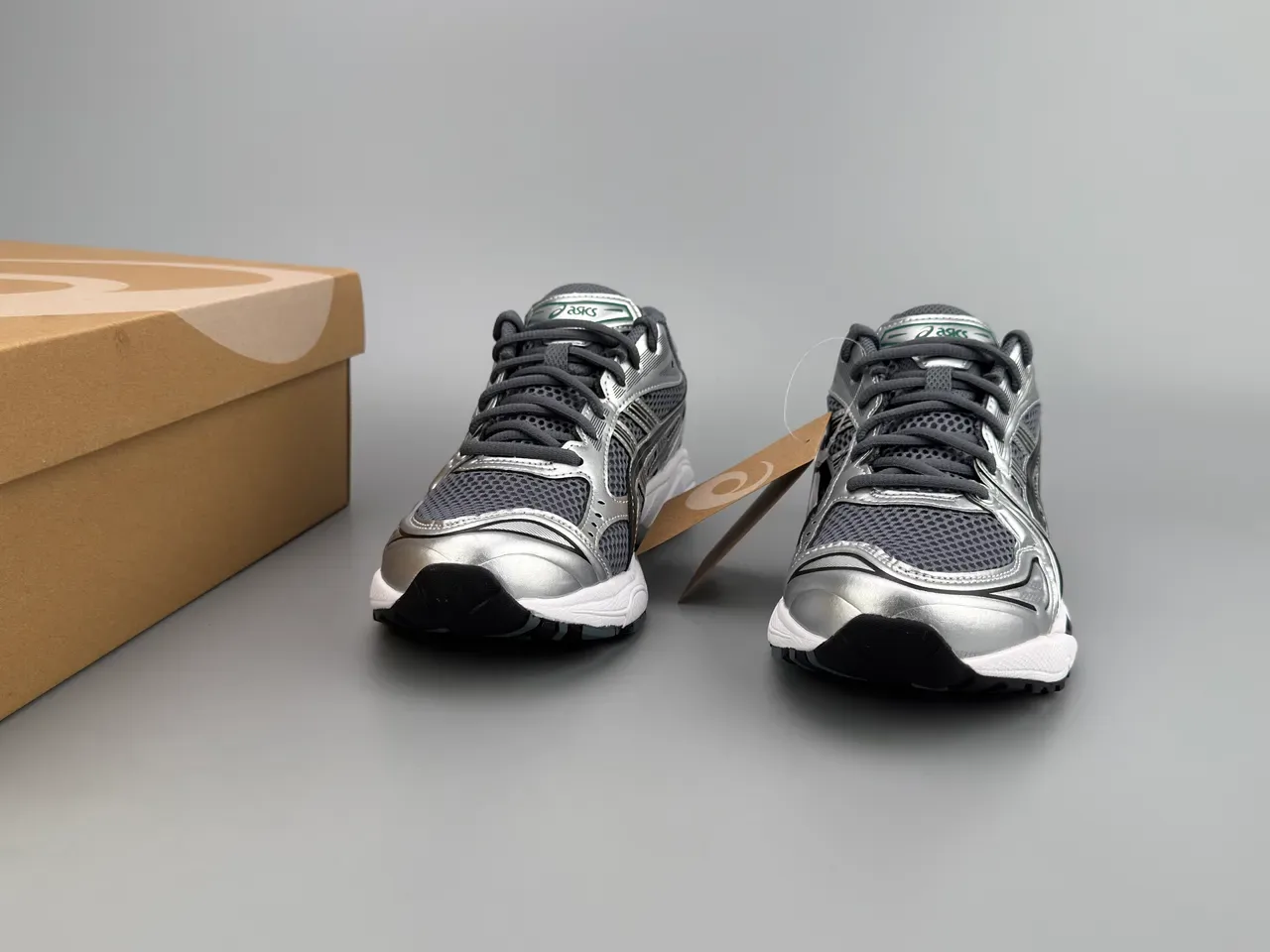 ASICS Gel-Kayano Silver Black White Running Shoes 5