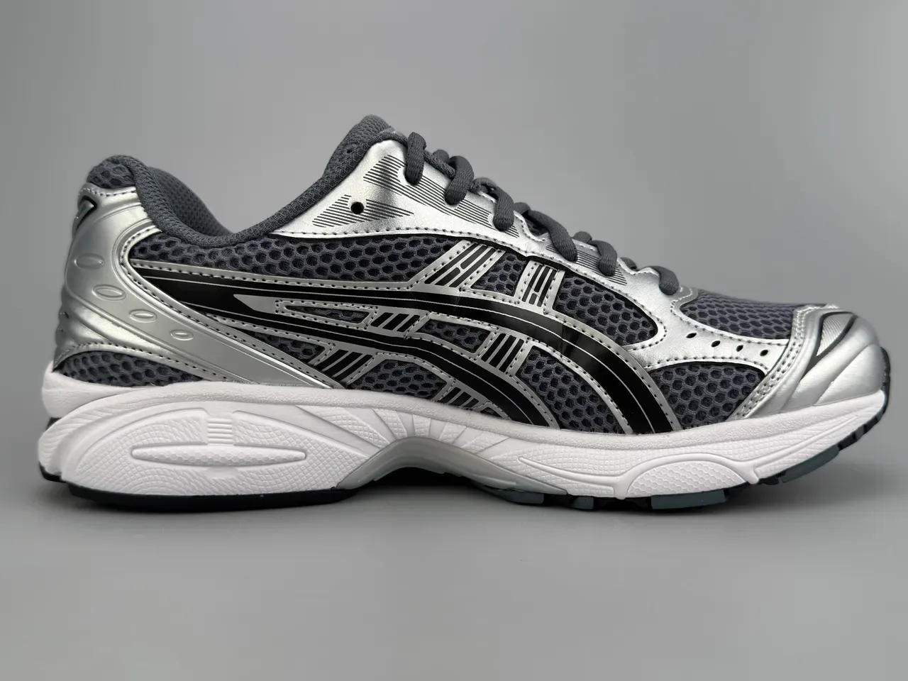 ASICS Gel-Kayano Silver Black White Running Shoes 10