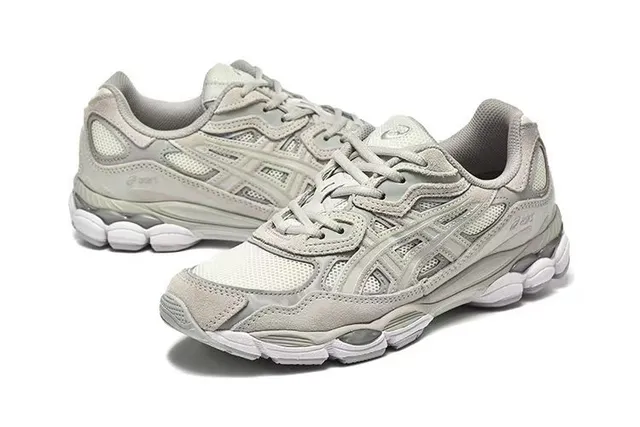 ASICS Cinza Branco Painéis de malha em jaula sintético en camadas Sapatos de corrida 3