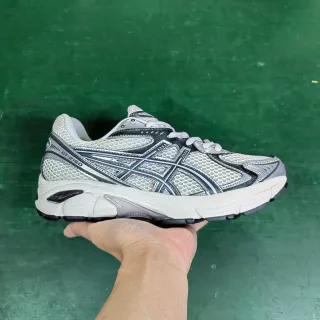 ASICS GT-2160 Gray and Black Running Shoes