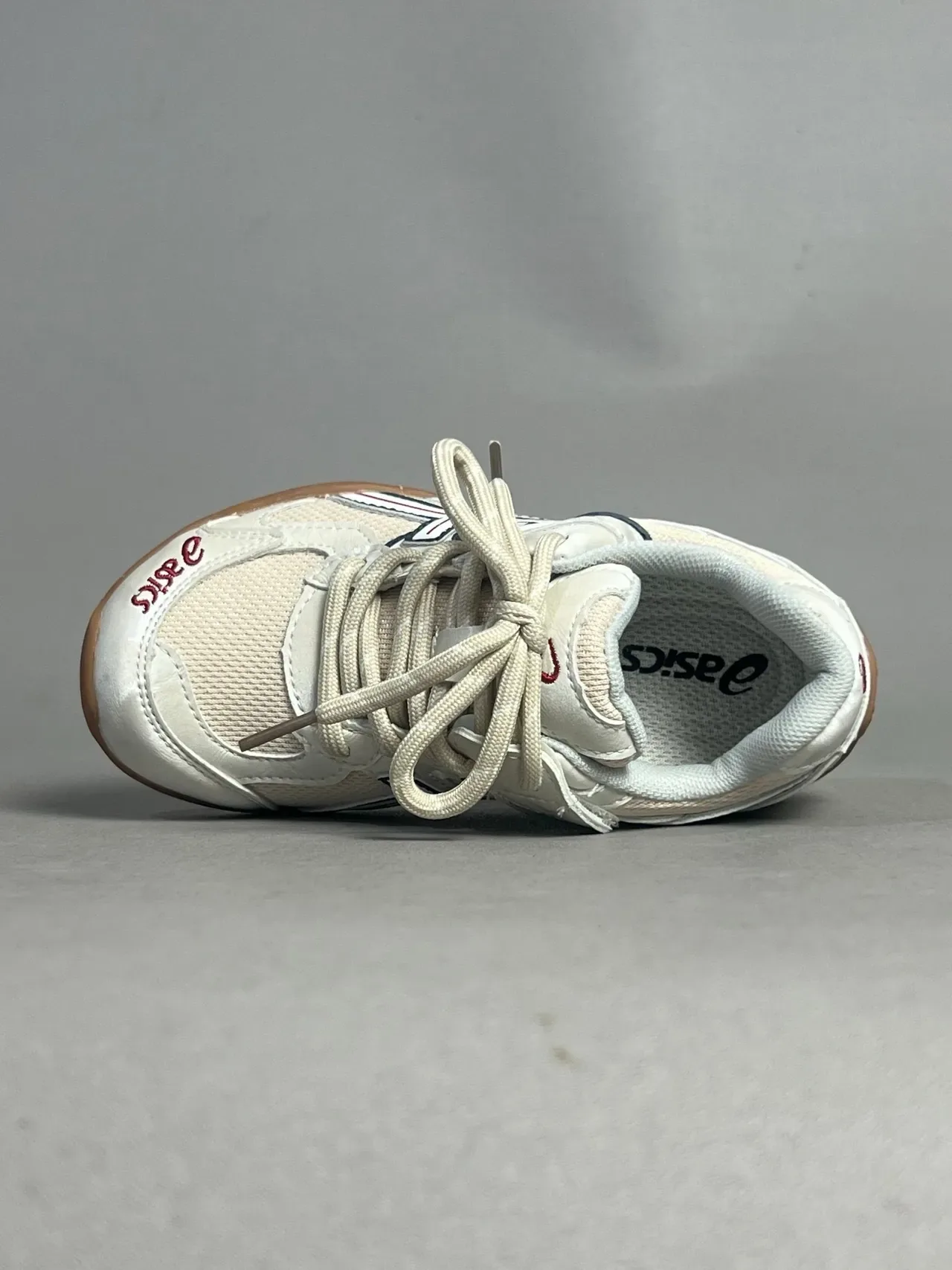 ASICS Tênis de Quadra Interior Branco Prateado Cinza Lifestyle Sneakers 6