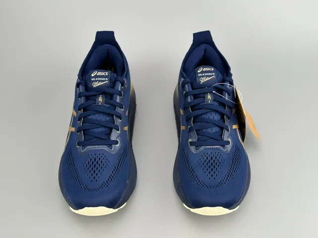 Tênis Running ASICS Navy Gold Mesh Engineered Upper Tiger Stripe Logo 4