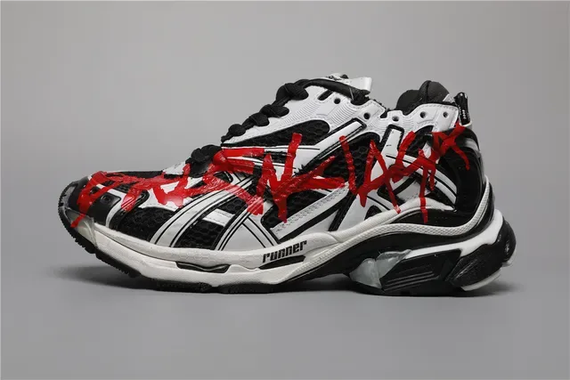 ASICS Runner Kith Four Noir Blanc sneakers lifestyle 9