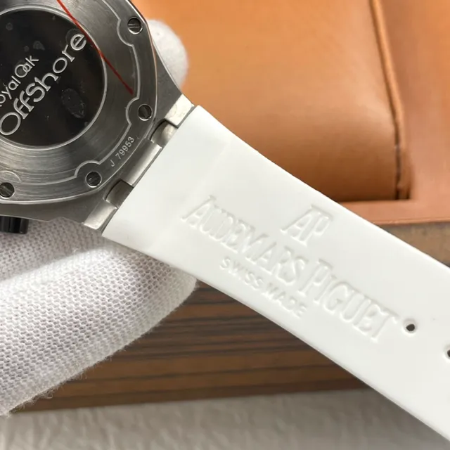 Audemars Piguet Royal Oak Offshore Chronograph White Dial Blue Subdials Mechanical Watch 2